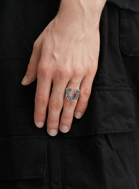 TwoJeys TJ Horseshoe Ring 戒指HBX
