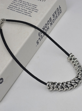 法国CapinKofin高级感ins冷淡风黑绳金属碎银圈项链女气质新款