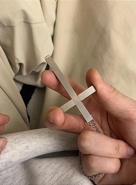 防身项链十字架伸缩项链女生武器自卫防狼神器手机取卡针水果签