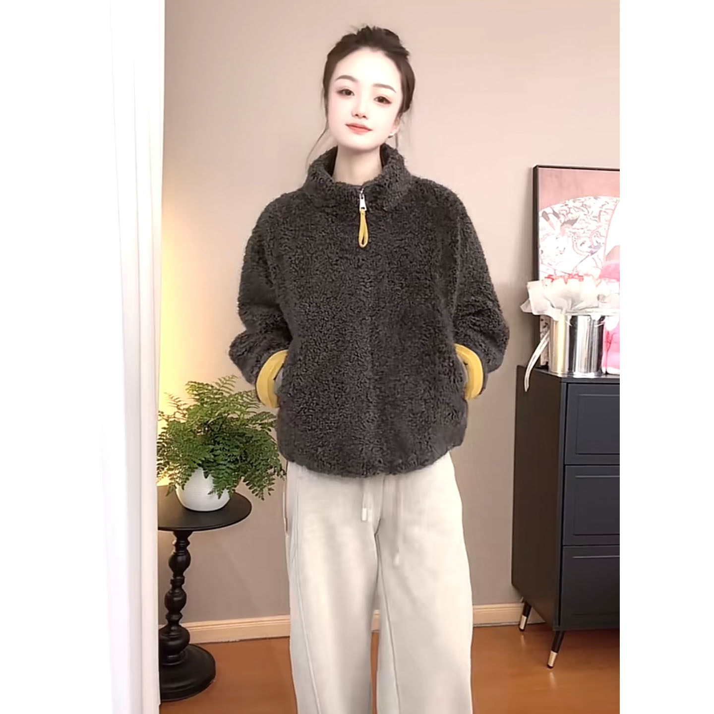 2025新款拼色毛毛外套女冬季加厚保暖高级感宽松短款加绒立领夹克,淘宝优惠券,粉丝福利购,淘宝优惠卷