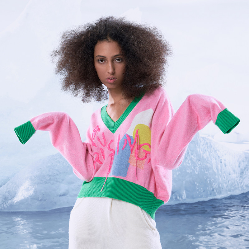 洲升/CHAU.RISING秋冬字母刺绣撞色V领羊绒衫女显瘦保暖套头毛衣,淘宝优惠券,粉丝福利购,淘宝优惠卷