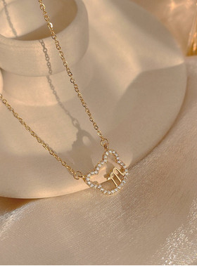 字母项链女风简约网红锁骨链小众轻奢感小众