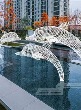 定制镂空鲸鱼雕塑售楼处商场展厅酒店不锈钢铁艺网格金鱼悬吊装饰