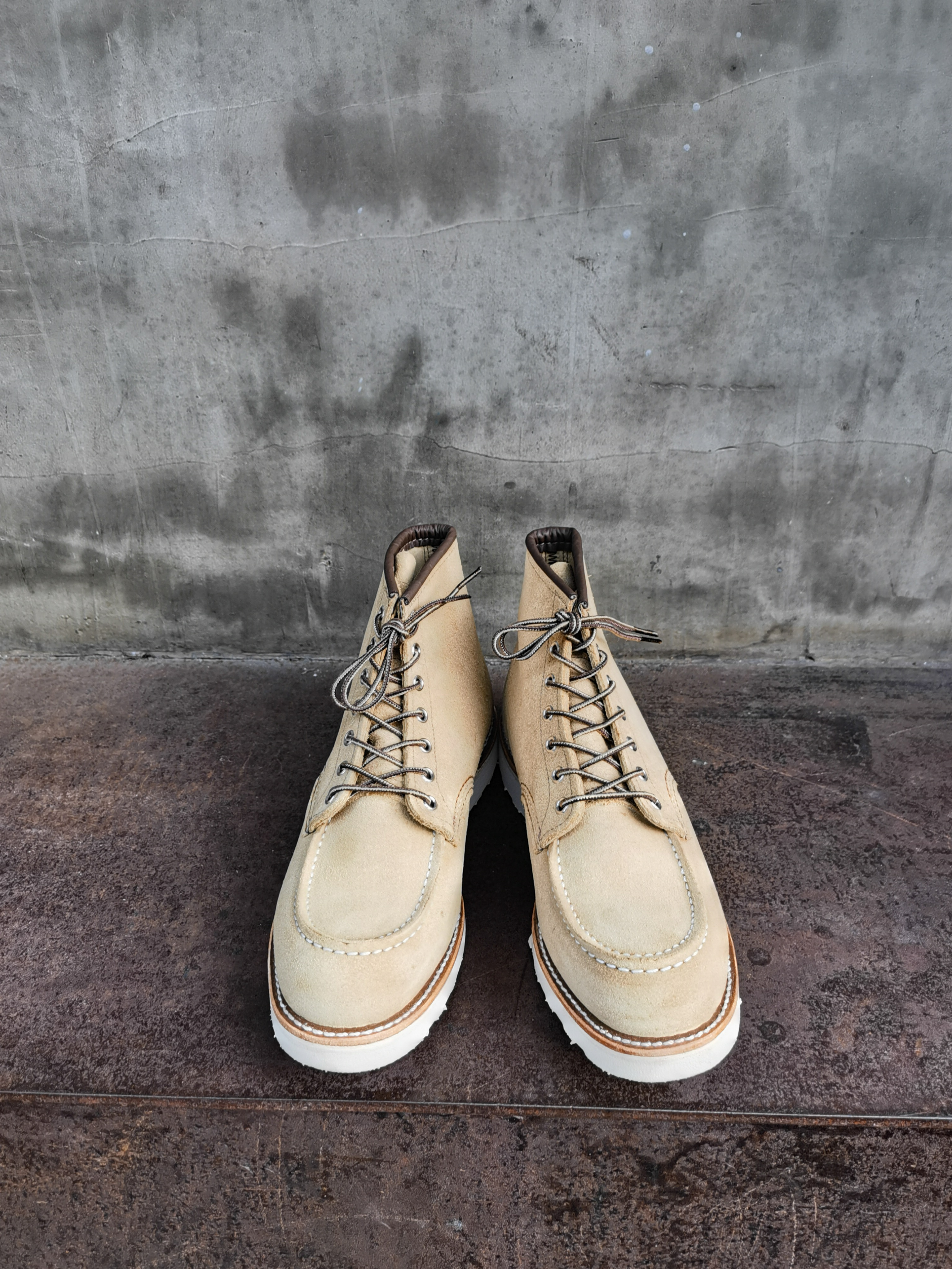 【现货】redwing 8833 2023年度限定 固特异手缝牛皮翻毛工装靴 - 图0