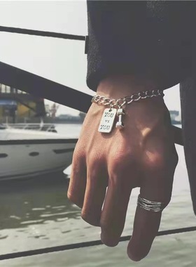 crivla健身小哑铃手链不掉色钛钢