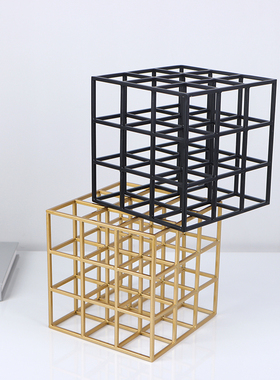 软装创意现代客厅玄关九宫格正方体摆件黑色金色金属立体几何饰品