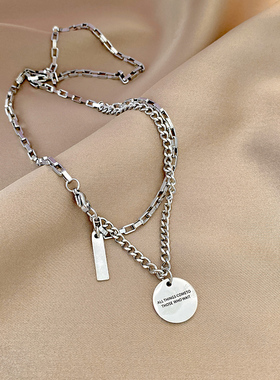 圆牌项链女轻奢简约高级感毛衣链