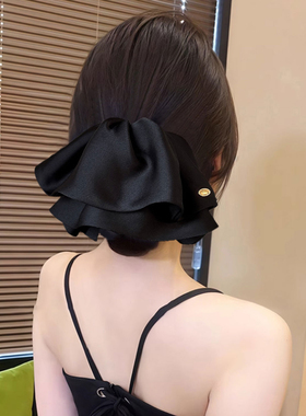法式缎面裙摆抓夹女2026新款
