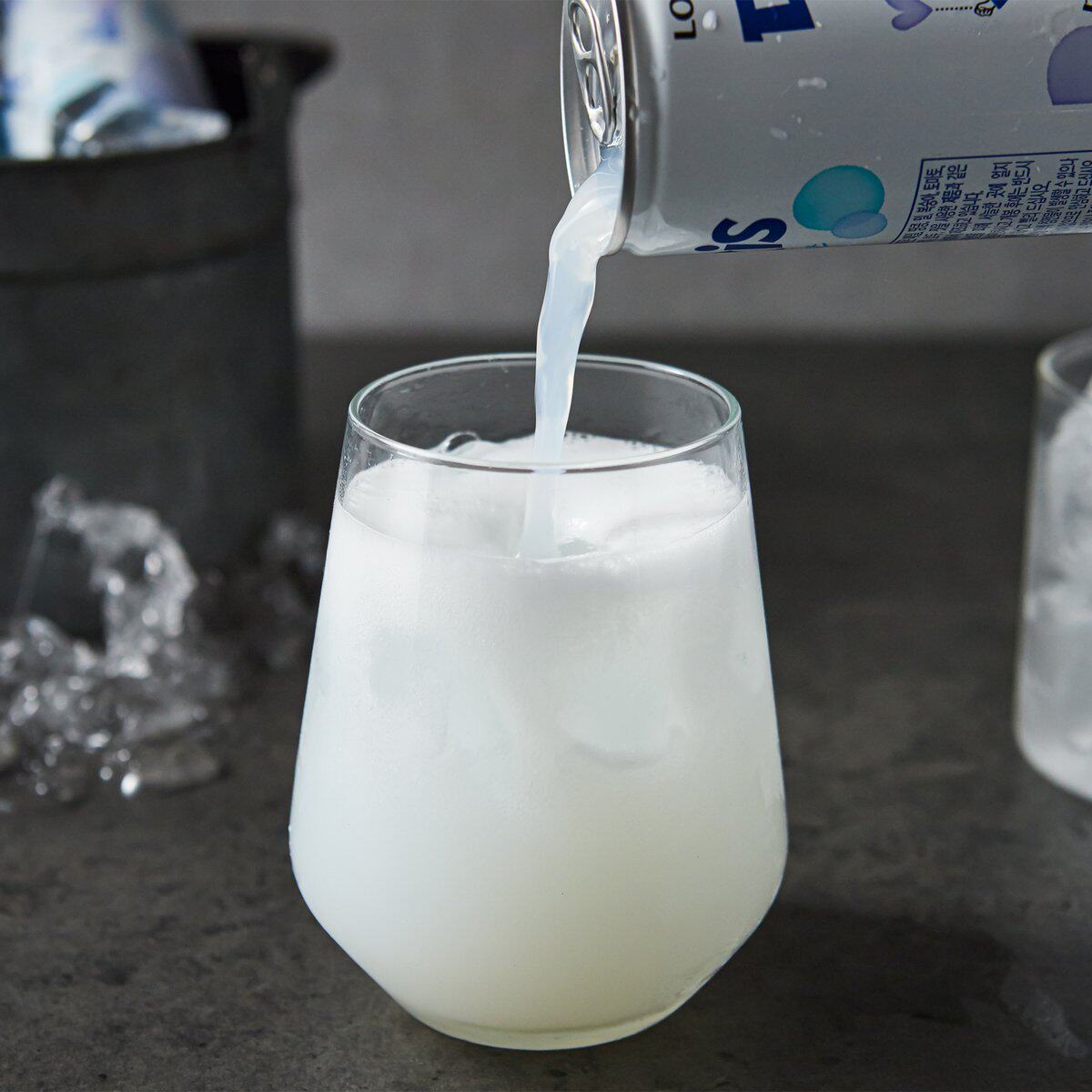 韩国进口乐天妙之吻乳味碳酸饮料milkis易拉罐牛奶碳酸汽水饮品 - 图2