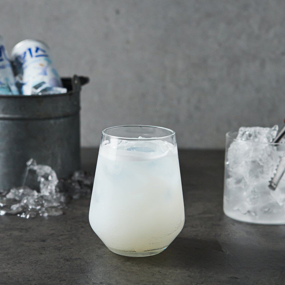 韩国进口乐天妙之吻乳味碳酸饮料milkis易拉罐牛奶碳酸汽水饮品 - 图1