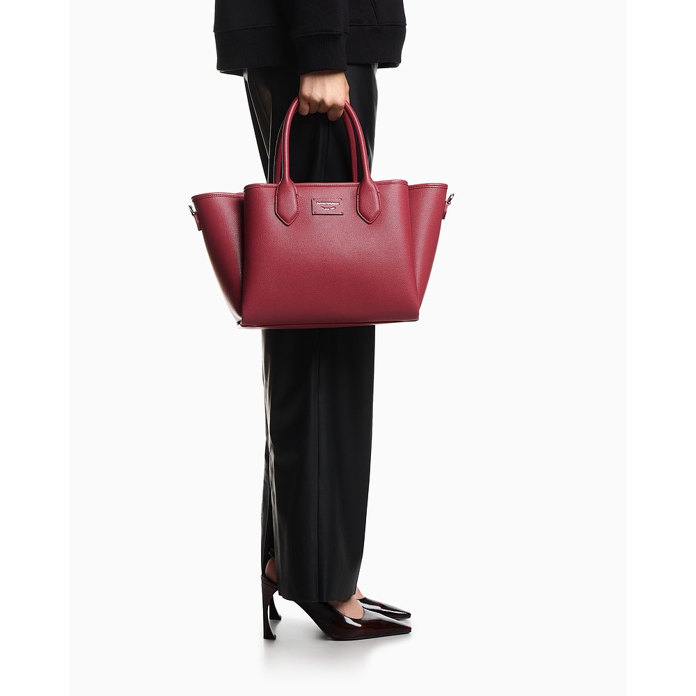 香港直邮Emporio Armani 徽标单肩包 EW002329AF17799 - 图2