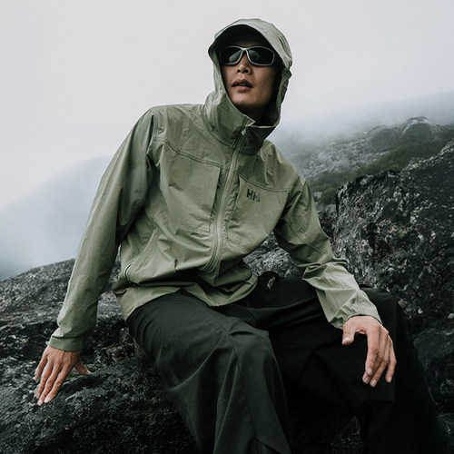 HELLY HANSEN/HH 25男户外软壳休闲防泼水轻薄无束缚帽夹克外套 - 图1