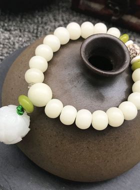 白玉菩提子高级菩提手串女士饰品
