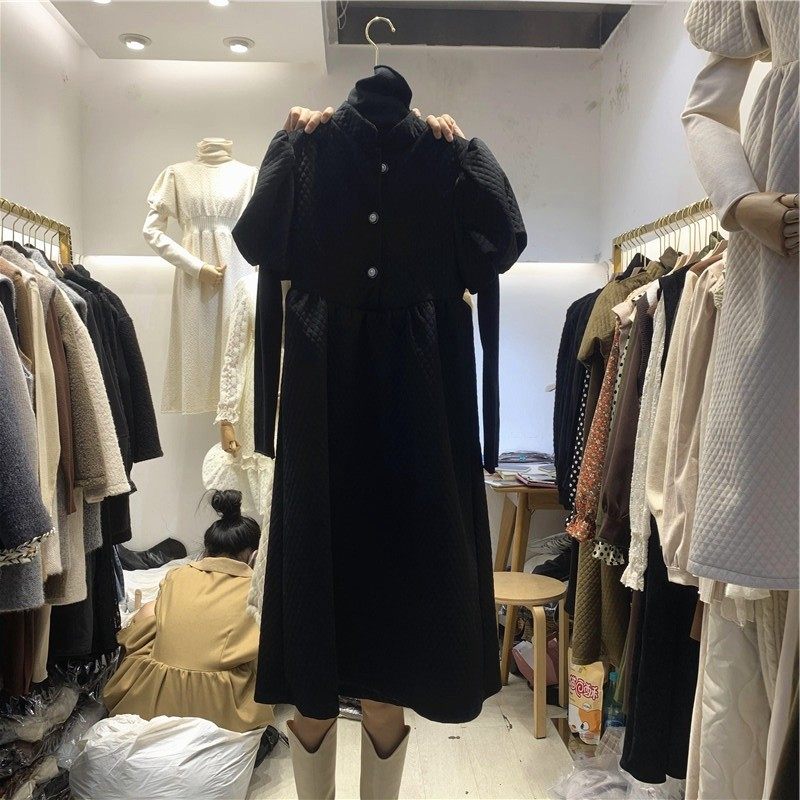 2021冬装新款长袖t恤+显瘦打底衫 草莓三三服饰连衣裙