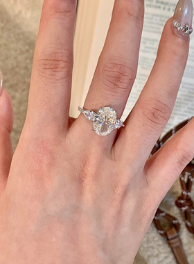 monocle 鸽子蛋钻戒指秋冬法式轻奢清冷开口食指戒女温柔婚礼指环