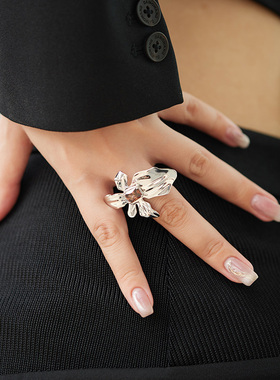 MFOW铜镀白金女法式花戒指