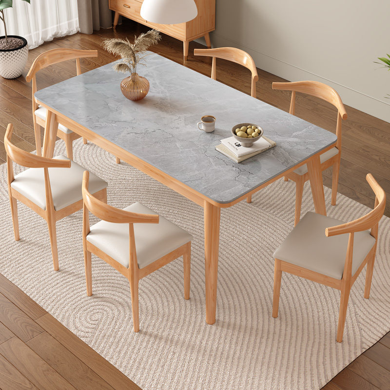  赫铭宣岩板餐桌