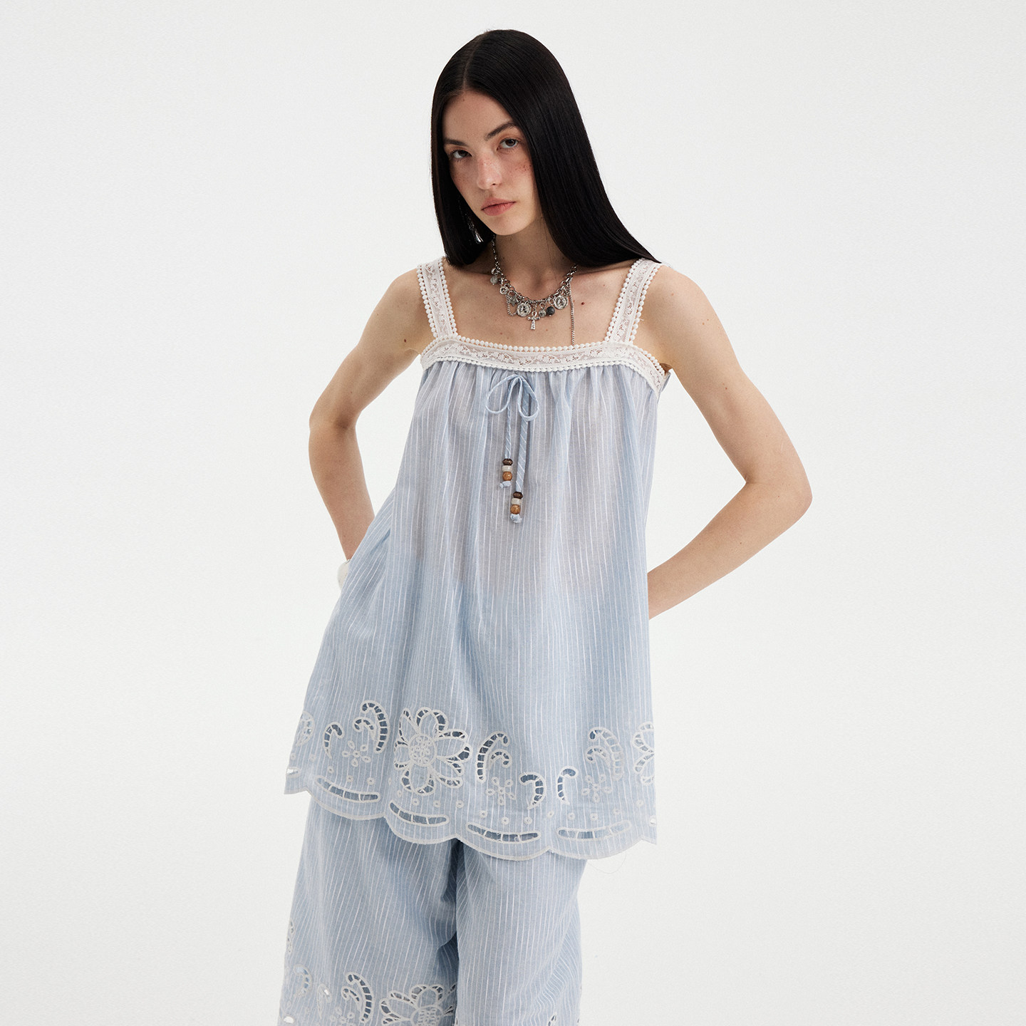 DIDDIMODA 蕾丝拼接刺绣上衣/裤子