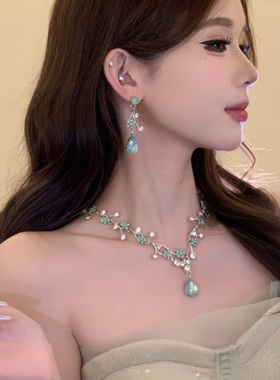 茉莉公主~森系清新绿色锆石水滴项链宫廷风锁骨链高级感颈链配饰