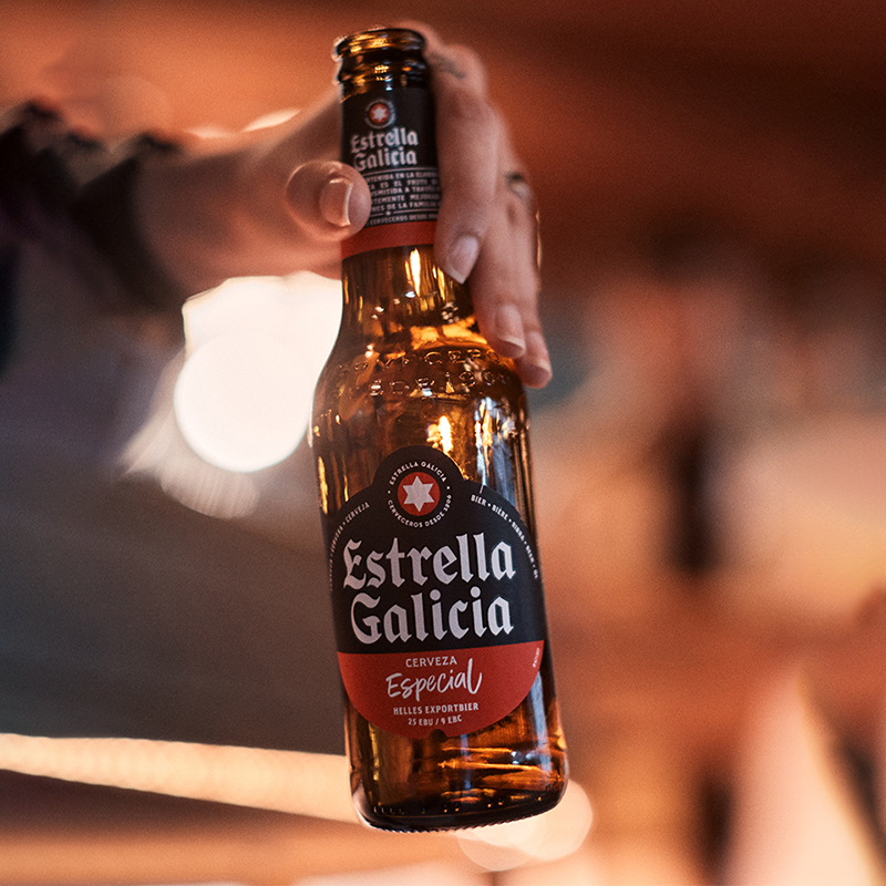 临期 西班牙进口 Estrella Galicia 埃斯特拉 拉格黄啤酒 330mL*6瓶 天猫优惠券折后¥43包邮(¥83-40)赠同款3瓶 临期 西班牙进口 Estrella Galicia 埃斯特拉 拉格黄啤酒 330mL*6瓶 天猫优惠券折后¥43包邮(¥83-40)赠同款3瓶