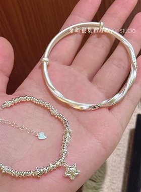 足银999.9莫比乌斯碎冰冰银镯子