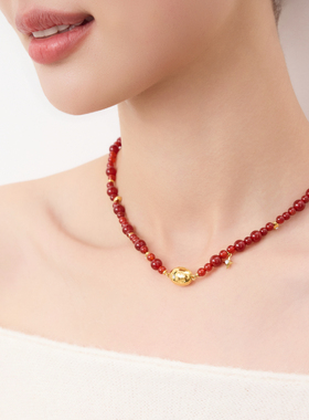 欧比雅比OUBIYABI焦点星芒红玛瑙磁吸扣项链本命年颈链华子礼物