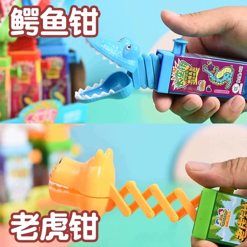 恐龙棒棒糖玩具猫咪伸缩鳄鱼糖钳子糖可爱恐龙糖果机器人儿童创意-图0