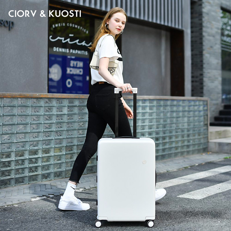  CiorvKuosti旅行箱