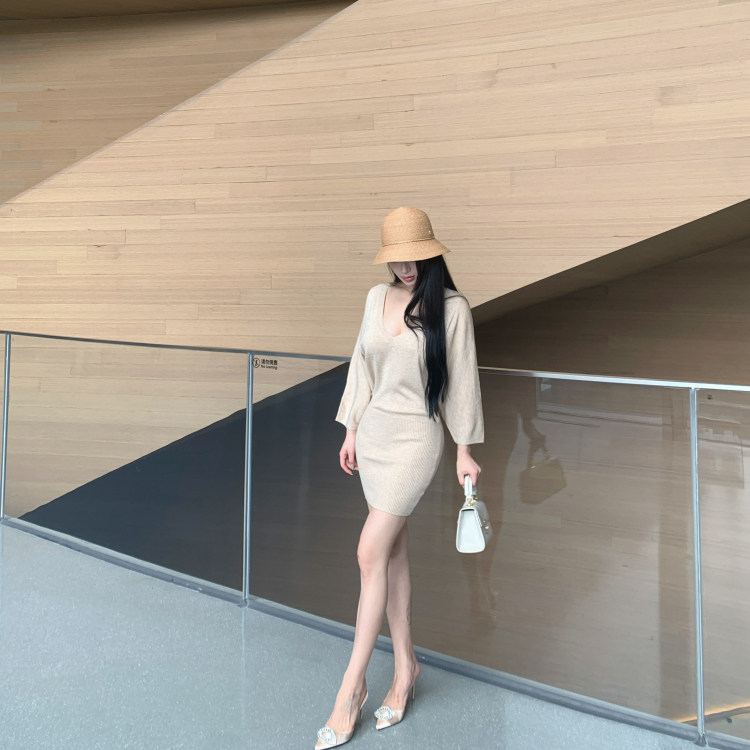 孙智惠zs"永不过时的优雅"成熟温柔方扣水钻细跟半拖平底高跟鞋,淘宝优惠券,粉丝福利购,淘宝优惠卷