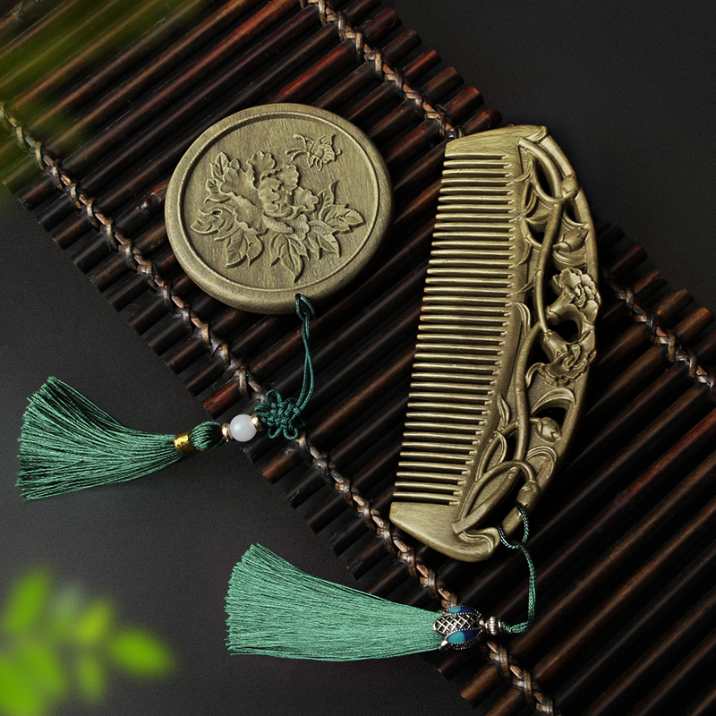 中秋节绿檀木复古风雕花木梳镜子套装定制礼盒高档送女友长发礼物 - 图0