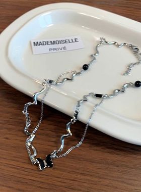 暗黑辣妹~风双层黑色蝴蝶项链女ins锁骨链女高级小众设计感配饰潮