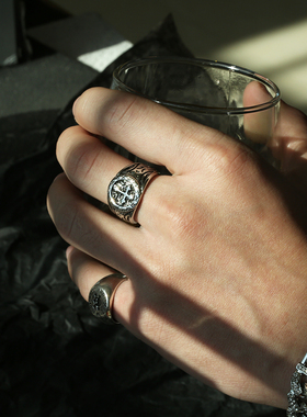 欧美风十字架骷髅复古戒指