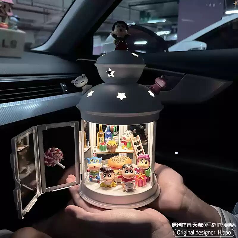蜡笔小新系列手办盲盒玩偶摆件小众高级感送女友朋友生日礼物女生
