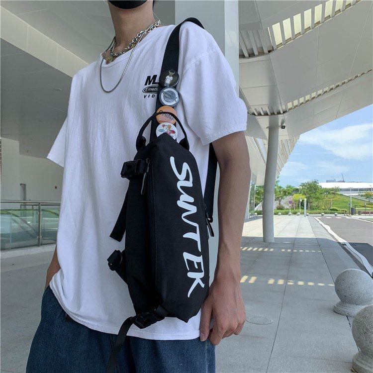 纪希琳胸包潮牌休闲运动学生单肩包 纪希琳女士包袋