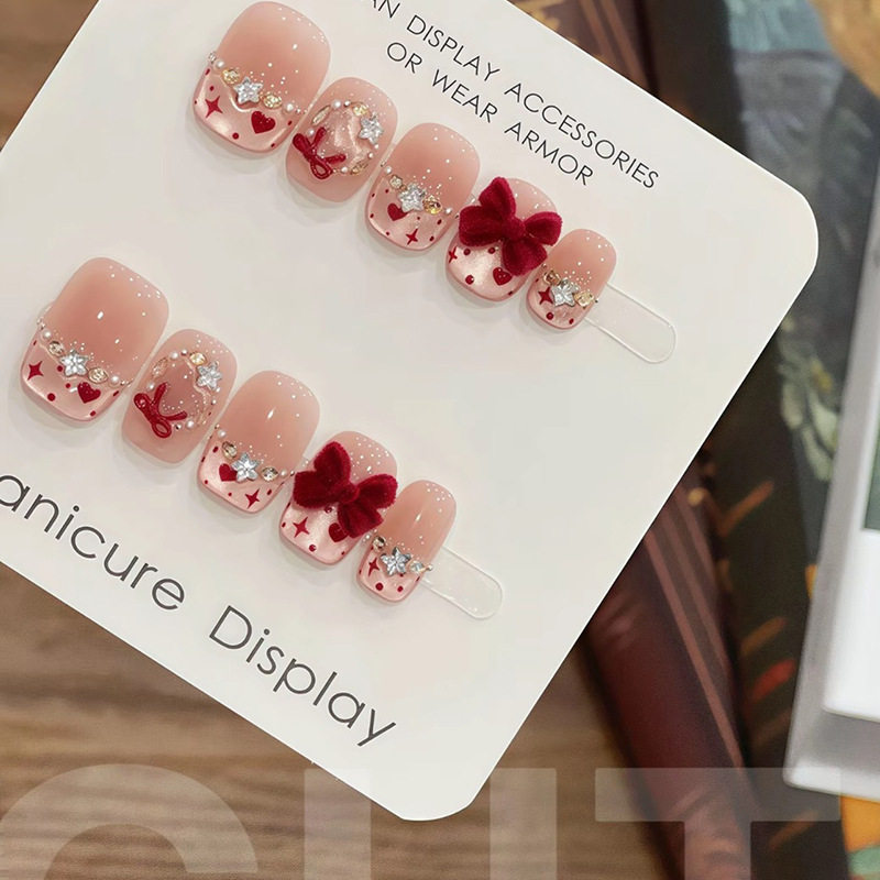 丝绒蝴蝶美甲穿戴甲中长款2026新款高级感显白猫眼手工儿童指甲贴女童美甲贴纸防水自粘秋冬甲片指甲装饰贴片,淘宝优惠券,粉丝福利购,淘宝优惠卷