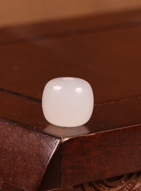 天然和田玉籽料老型珠散珠