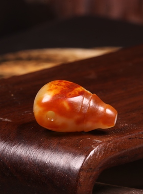 新疆和田玉籽料黄沁三通手链