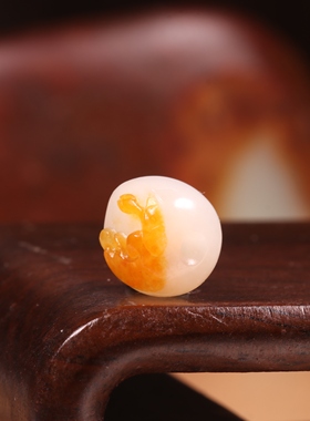 和田玉籽料观音老型珠桶珠手串