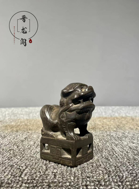 山西青石复古圆雕狮子
