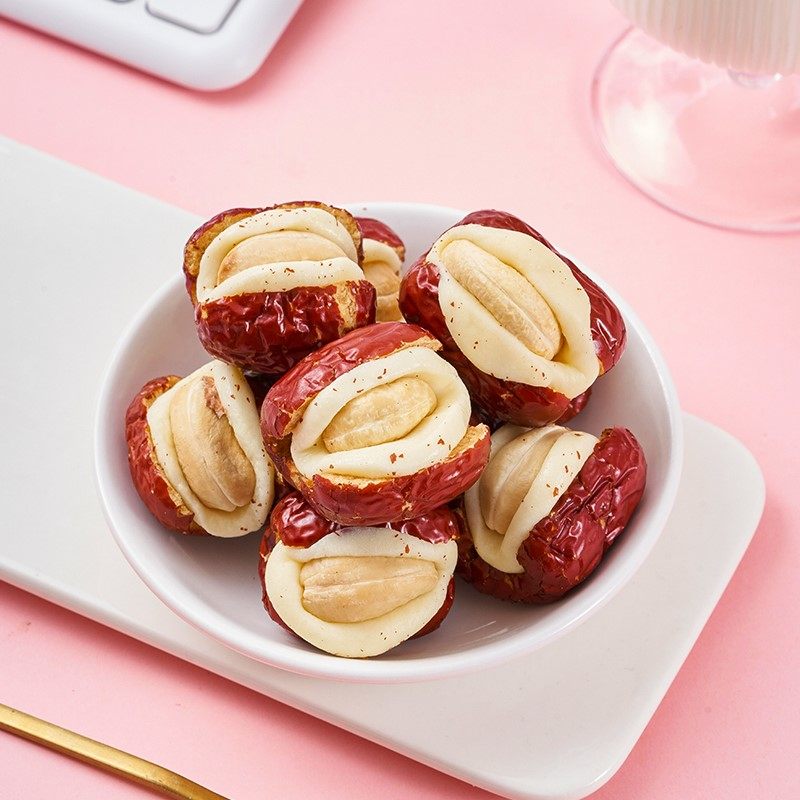 腰果泡芙枣独立小包装网红夹心红枣奶酪枣新疆特产抱抱果休闲零食,淘宝优惠券,粉丝福利购,淘宝优惠卷