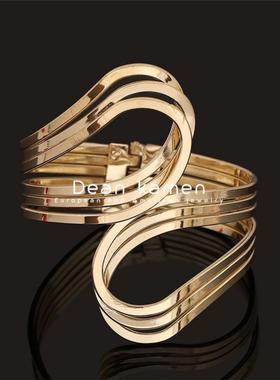 欧美时尚个性仿金手镯Fashion personality metal bracelet women