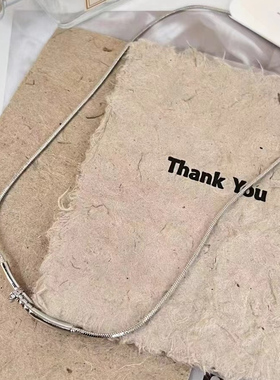 项链女冷淡风钛钢链U形钢色几何设计感蛇骨链短款锁骨链吊坠