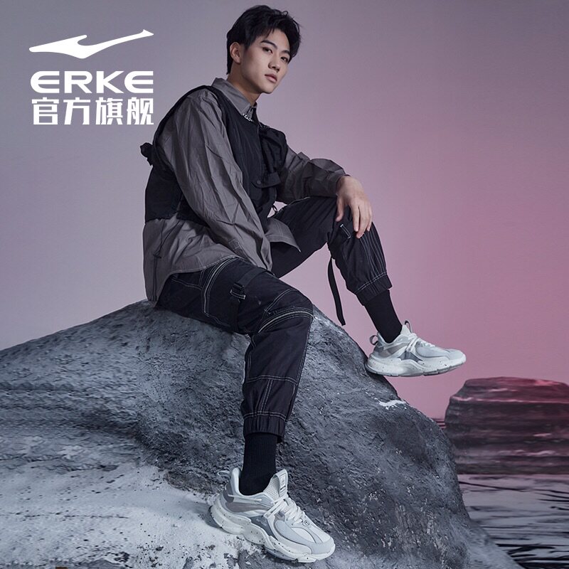 浔系列天吴鸿星尔克男春季跑步鞋 鸿星尔克猫之动板鞋/休闲鞋