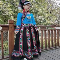 New embroidery Buyi ethnic group daily clothing minority photo clothing ethnic wind skirt suit tailored to suit