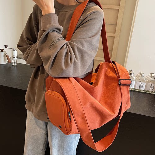法国品牌小尺寸健身包女大容量游泳包干湿分离短途旅行包可上飞机 - 图1