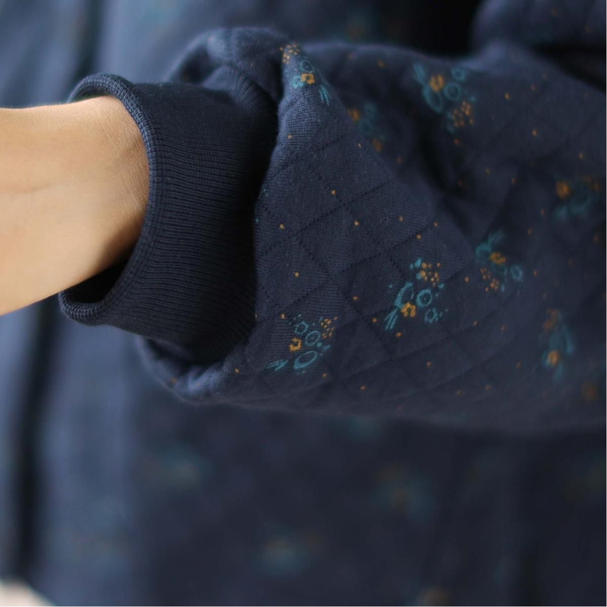 妈妈初冬棒球服外套女秋冬2025新款爆款高端洋气即墨卫衣短款上衣 - 图2