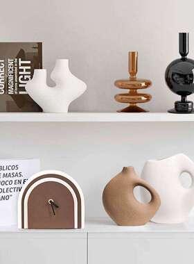 现代格调侘寂风抽象艺术高级感软装摆件轻奢高档客厅酒柜家居装饰