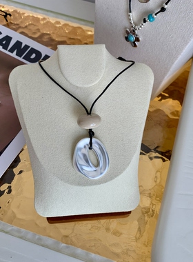 设计感不规则哑光缕空椭圆抽拉式项链女小众独特时尚颈链毛衣链