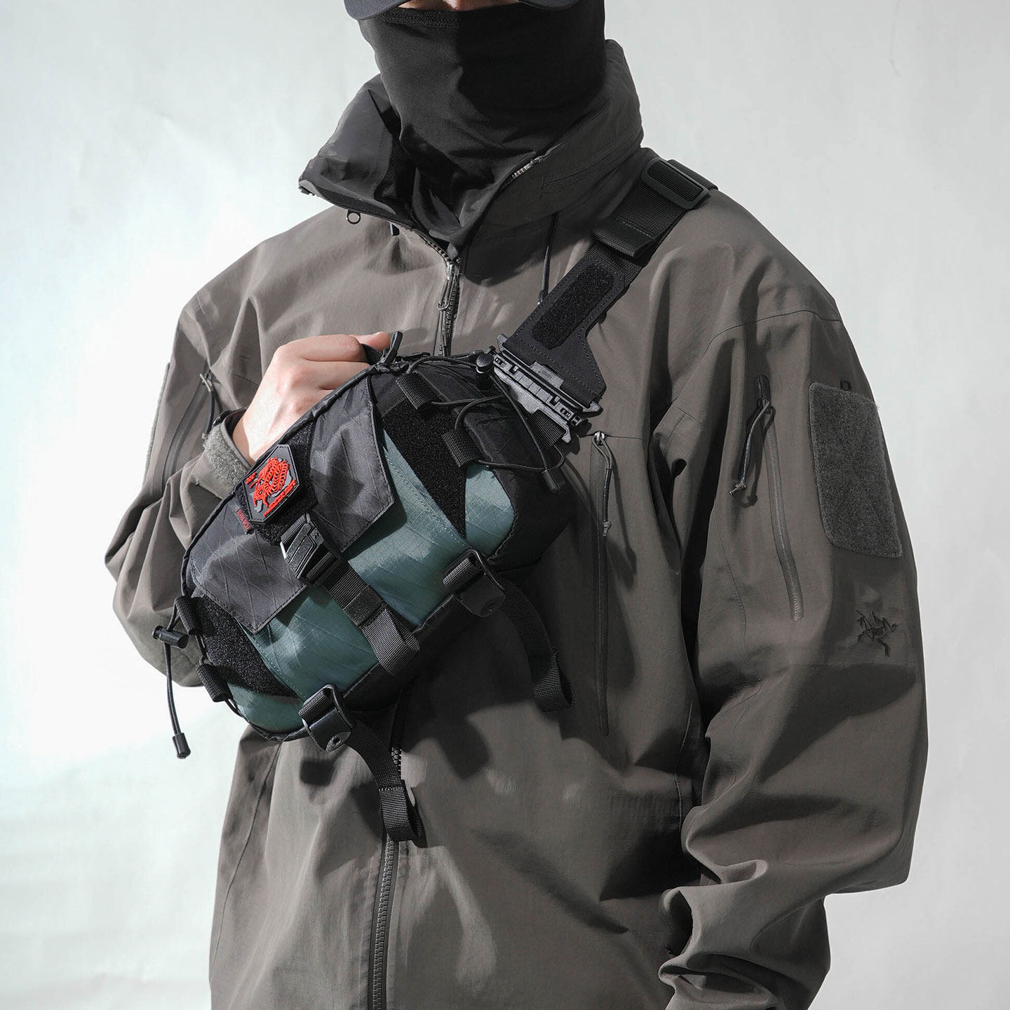 雀跃二代斜挎包磁吸快速反应背包机能战术EDC轻便单肩斜挎男胸包,淘宝优惠券,粉丝福利购,淘宝优惠卷