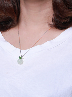 配和田玉 时尚气质小苹果玉坠925银和田玉吊坠项链礼物